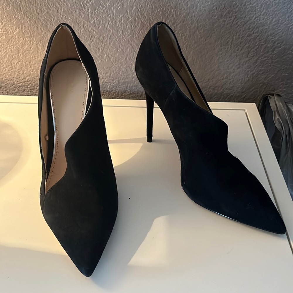 Black heels